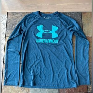 girls heatgear long sleeved under armor shirt